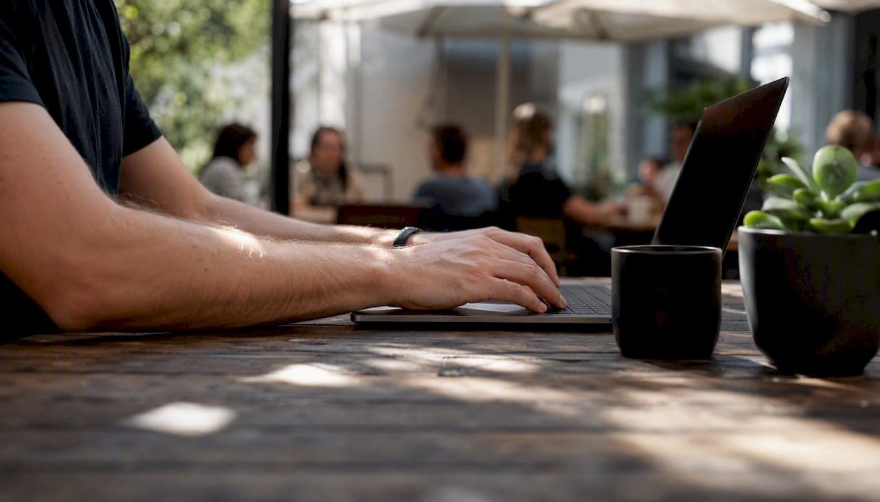 How to Create Mobile-Optimized Pages: A Performance Checklist
